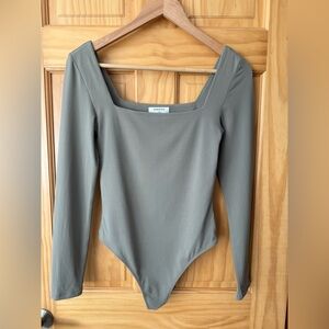 Babaton Square Neck Bodysuit